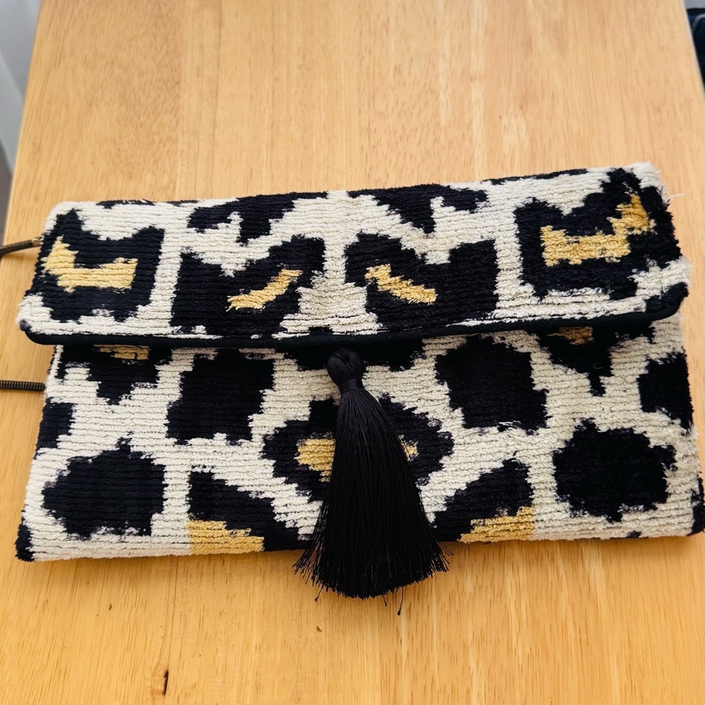 Ladies clutch